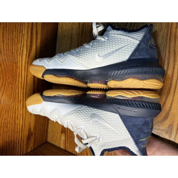 Nike Lebron XVI Low USA Men\'s Size 12 Navy White Gold Gum CI2668 101 EUC main image 5